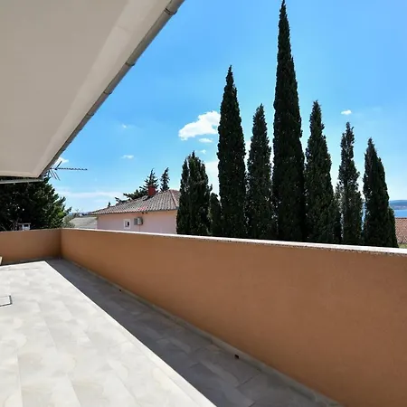 Apartment Mit