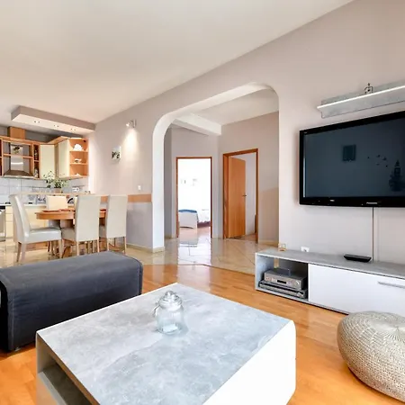 Mit Apartment Jasenice (Zadar)